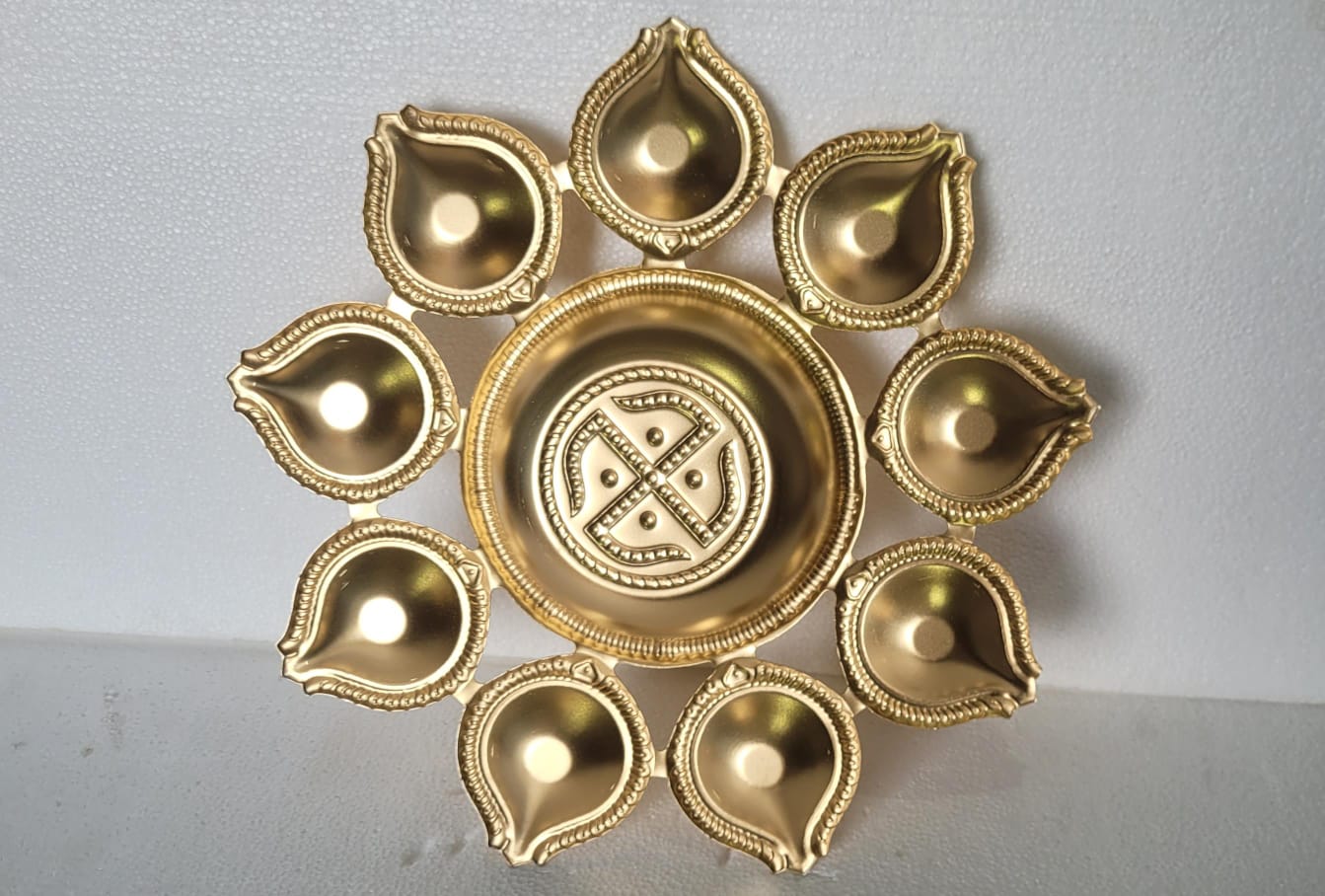 NEW DIYA URLI
