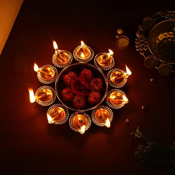 Decorative Iron Diya Urli