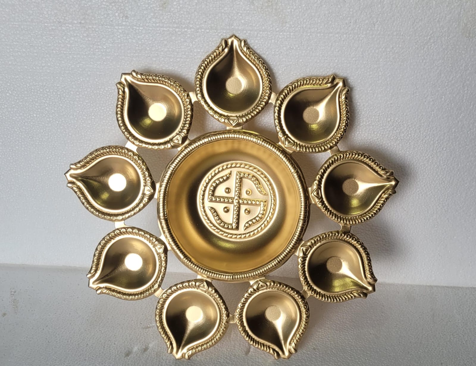 NEW DIYA URLI
